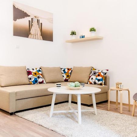 N28 Deluxe Apartment Budapest Bagian luar foto