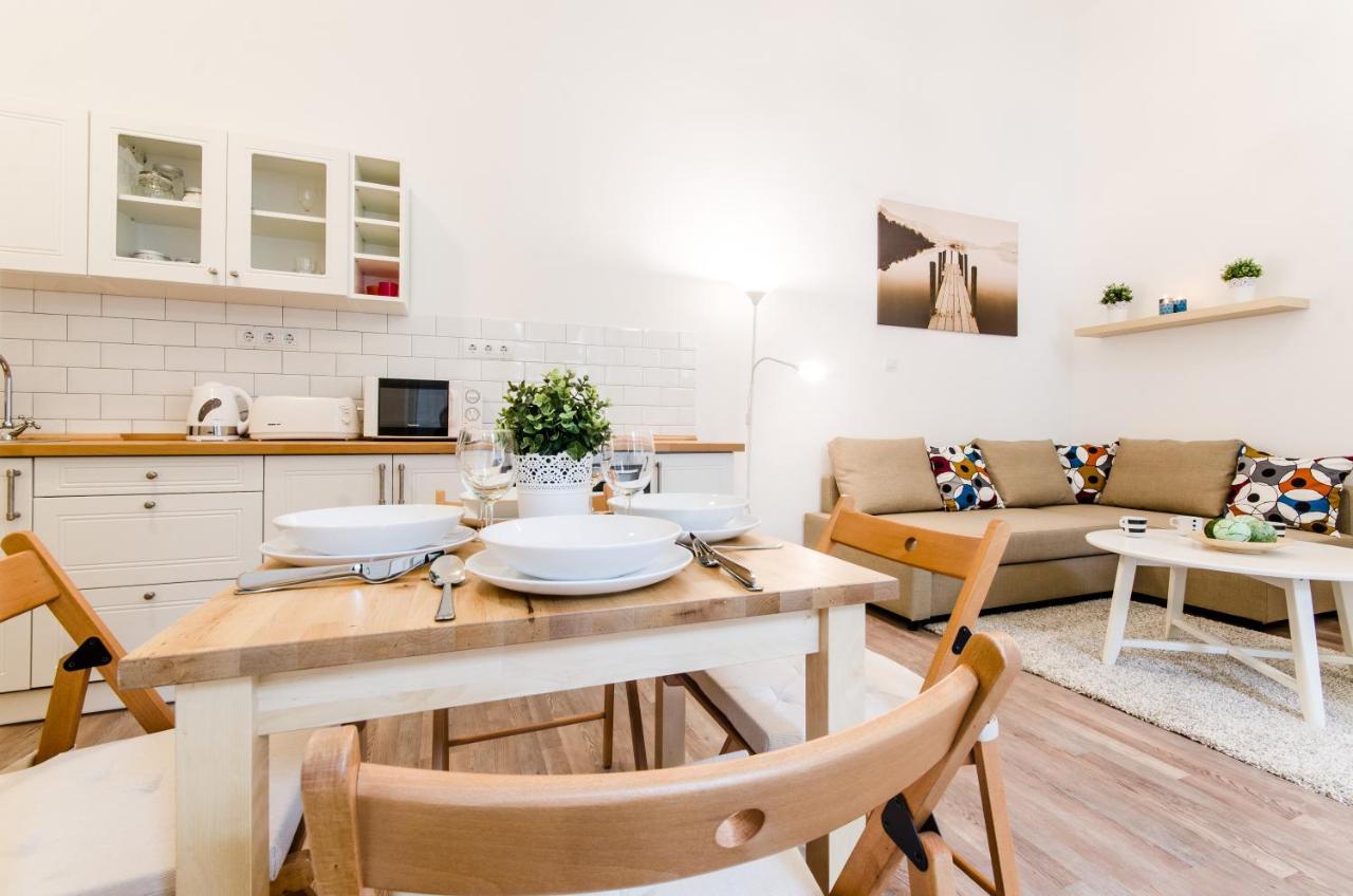 N28 Deluxe Apartment Budapest Bagian luar foto