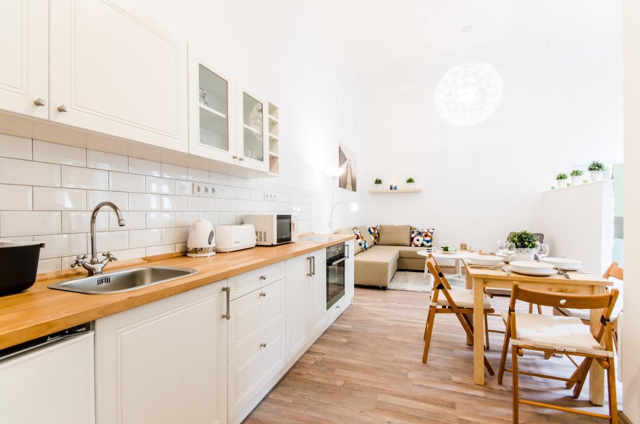 N28 Deluxe Apartment Budapest Bagian luar foto